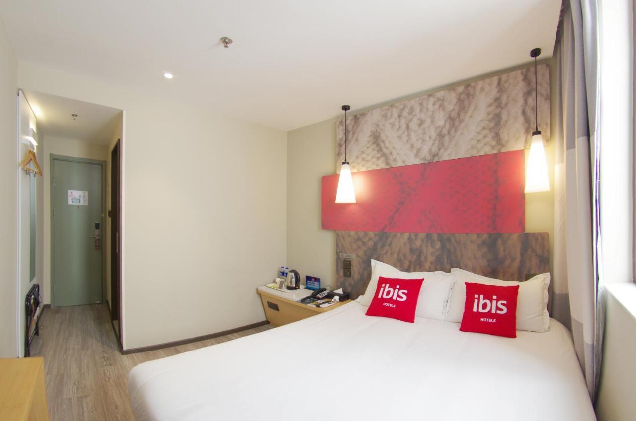 ibis Beijing Tiantandongmen Metro Station Hotel Exterior foto